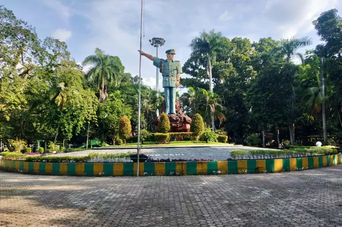 Ahmad Yani Park, A Historic Tourist Destination with Cool Photo Spots in Medan